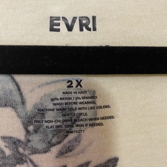 EVRI Women's Floral Top - Picture 4 of 7